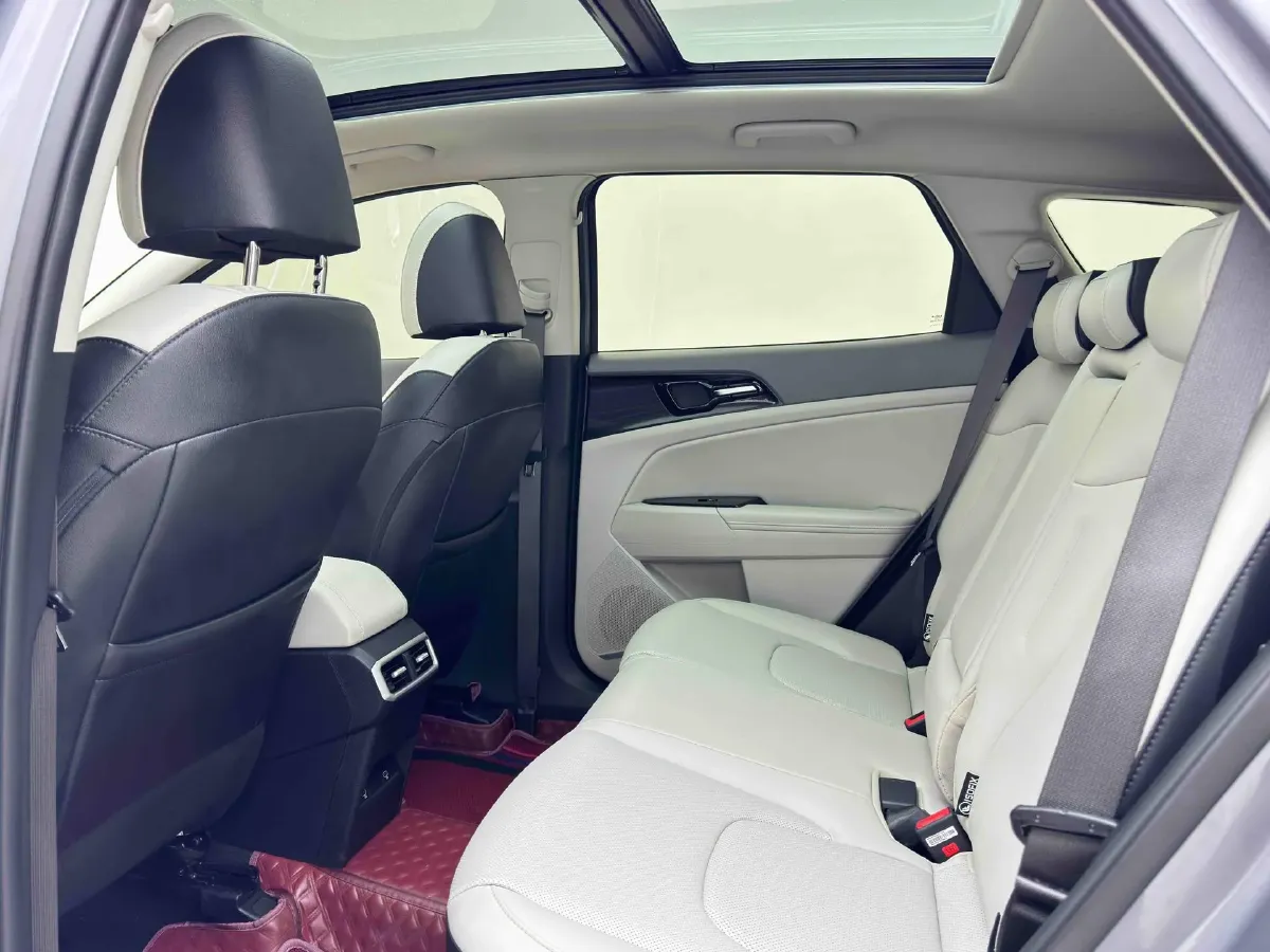 2023 Kia Sportage 1.5T 200HP L4 8AT,autocango,china used car exporter,china ev exporter,chinese used car exporter,chinese used ev exporter