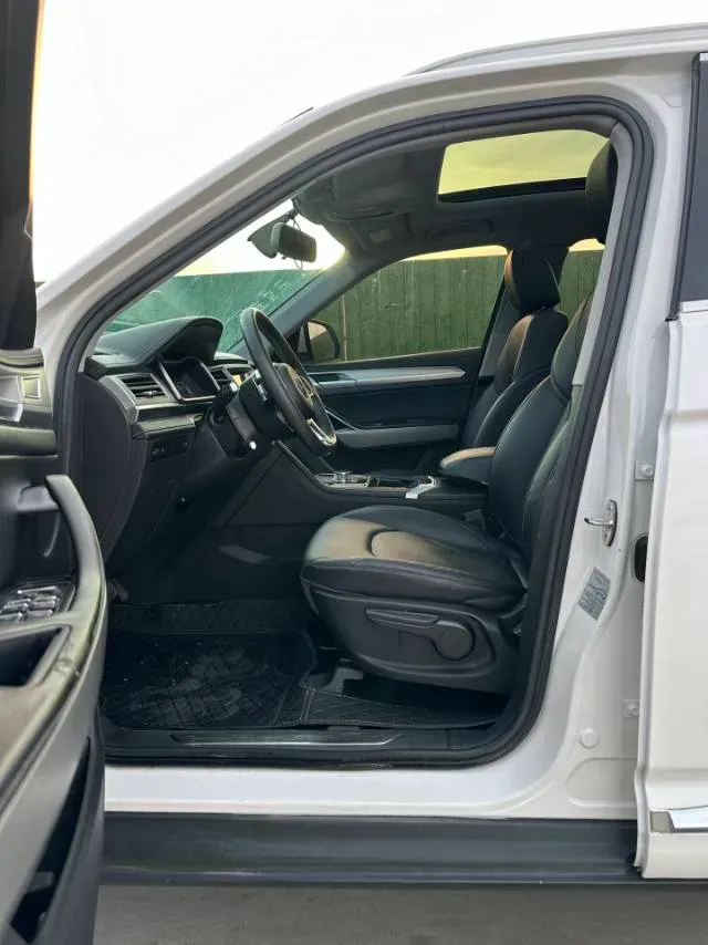 2018 Zotye Damy X7 2.0T 190HP L4 8AT,autocango,china used car exporter,china ev exporter,chinese used car exporter,chinese used ev exporter