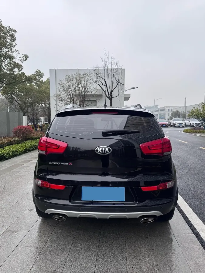 2016 Kia Sportage R 2.0L 165HP L4 6AT,autocango,china used car exporter,china ev exporter,chinese used car exporter,chinese used ev exporter