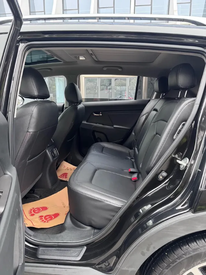 2016 Kia Sportage R 2.0L 165HP L4 6AT,autocango,china used car exporter,china ev exporter,chinese used car exporter,chinese used ev exporter