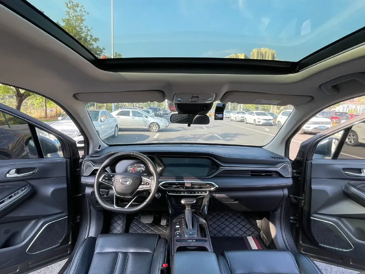 2022 GAC Trumpchi GS4 1.5T 169HP L4 6AT,autocango,china used car exporter,china ev exporter,chinese used car exporter,chinese used ev exporter