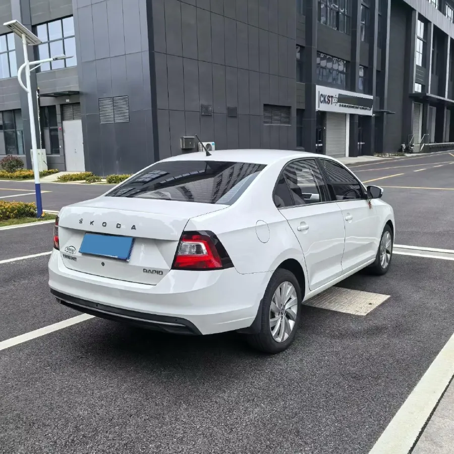 2019 SWM G01 1.5T 156HP L4 6AT,autocango,china used car exporter,china ev exporter,chinese used car exporter,chinese used ev exporter