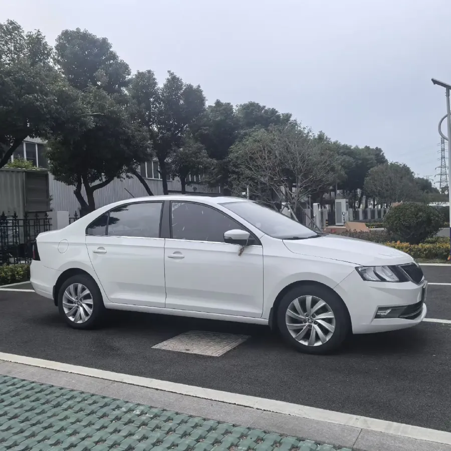 2019 SWM G01 1.5T 156HP L4 6AT,autocango,china used car exporter,china ev exporter,chinese used car exporter,chinese used ev exporter