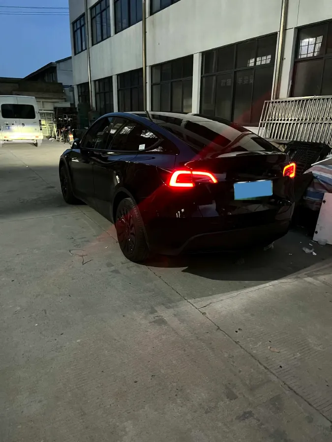 2022 Tesla Model Y BEV 60KWH,autocango,china used car exporter,china ev exporter,chinese used car exporter,chinese used ev exporter