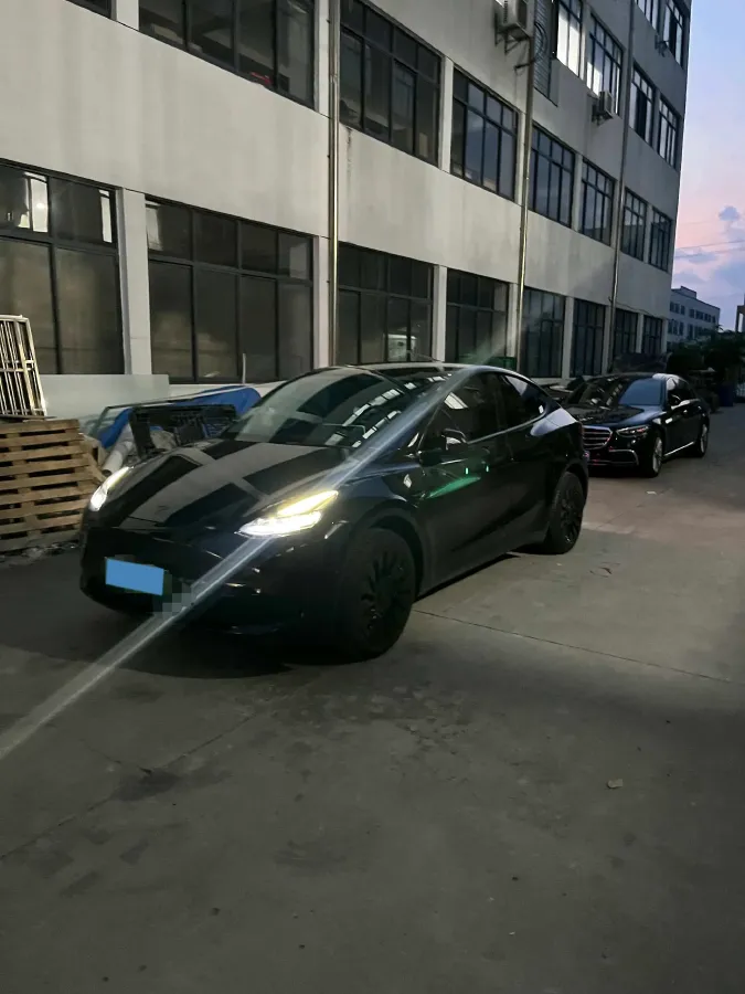 2022 Tesla Model Y BEV 60KWH,autocango,china used car exporter,china ev exporter,chinese used car exporter,chinese used ev exporter