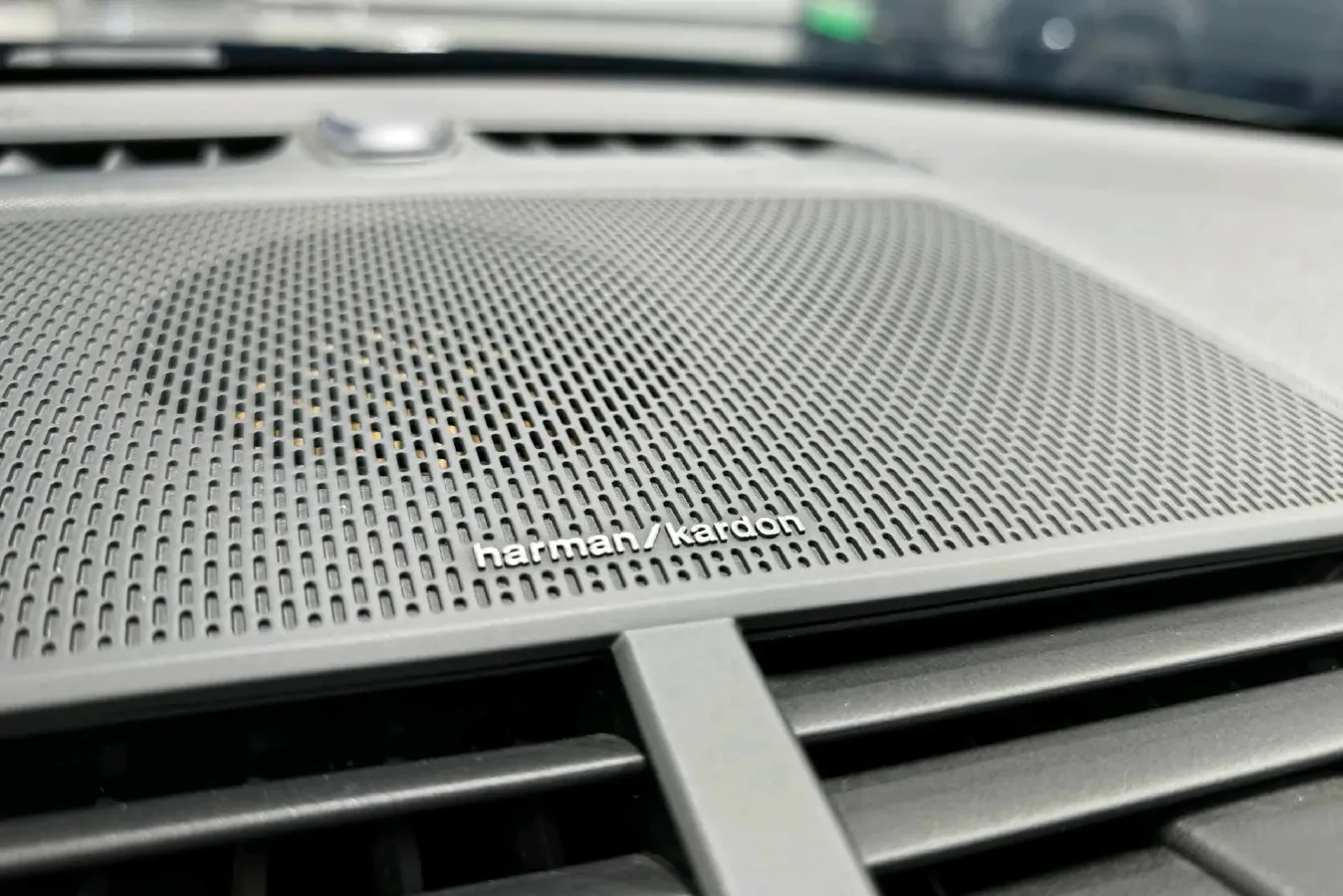 2019 BMW 2 Series 2.0T 184HP L4 8AT,autocango,china used car exporter,china ev exporter,chinese used car exporter,chinese used ev exporter