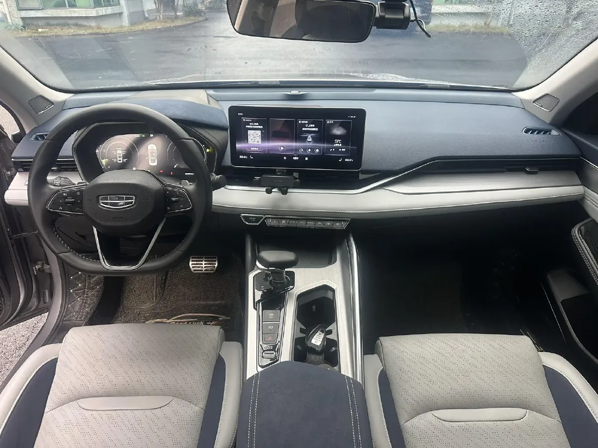 2021 Geely Preface 2.0T 190HP L4 7DCT,autocango,china used car exporter,china ev exporter,chinese used car exporter,chinese used ev exporter