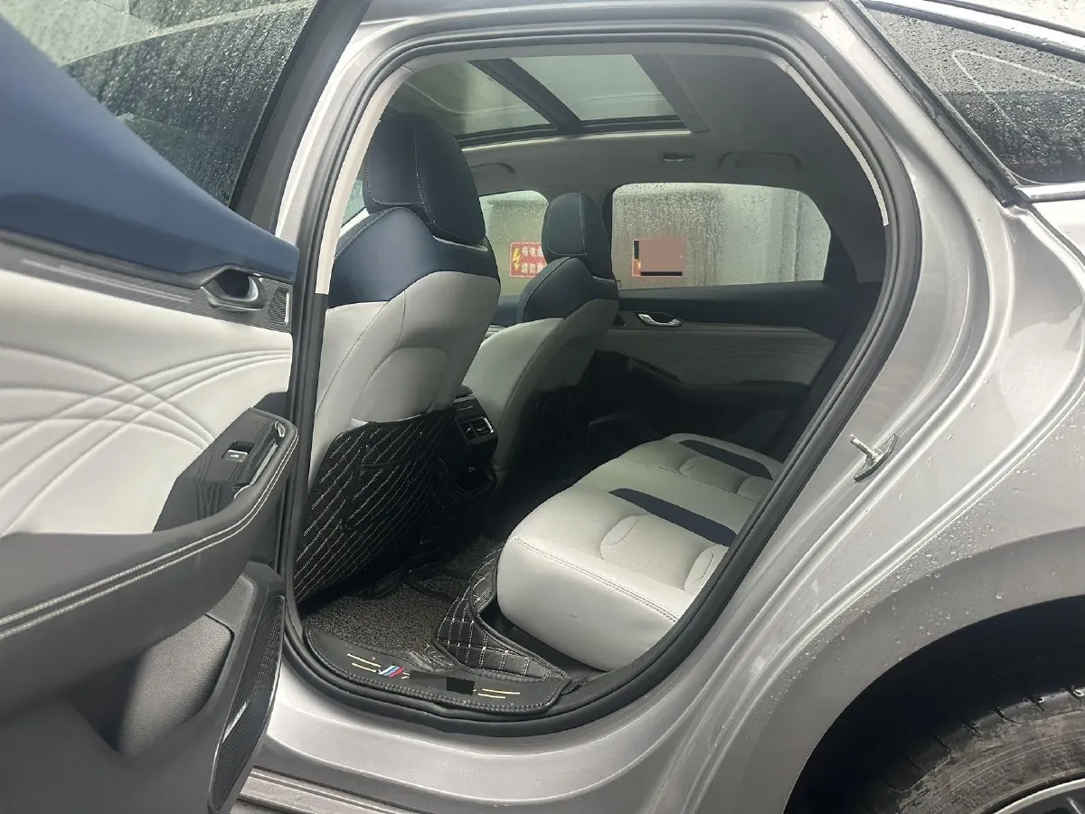 2021 Geely Preface 2.0T 190HP L4 7DCT,autocango,china used car exporter,china ev exporter,chinese used car exporter,chinese used ev exporter