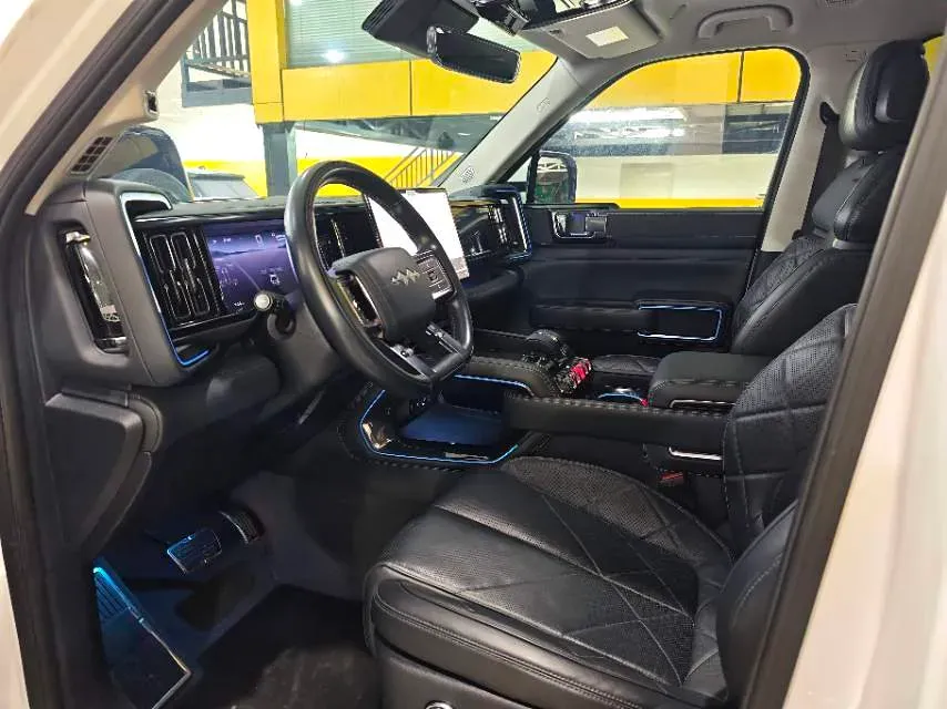 2023 FangChengBao Bao 5 1.5T 194HP L4 E-CVT PHEV 31.8KWH,autocango,china used car exporter,china ev exporter,chinese used car exporter,chinese used ev exporter