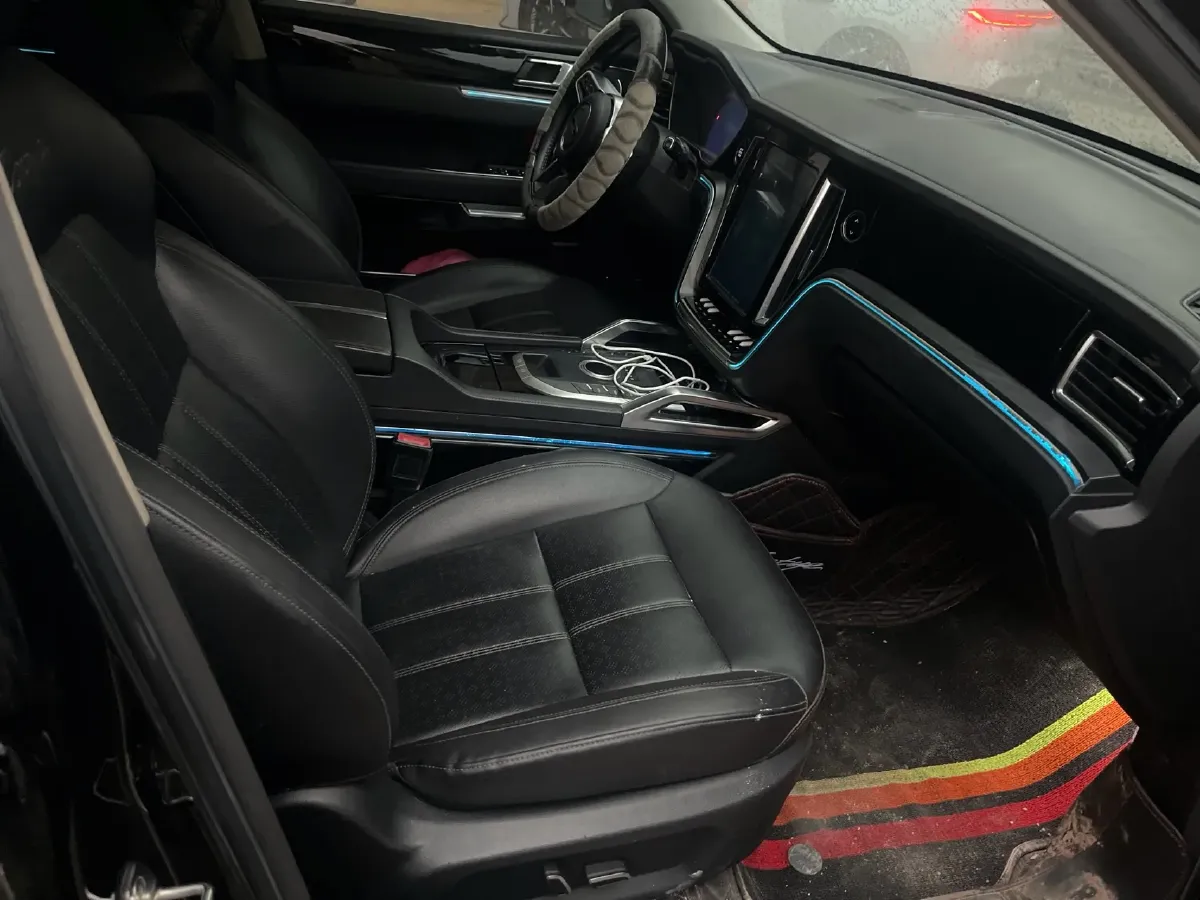 2017 Zotye T700 1.8T 177HP L4 6DCT,autocango,china used car exporter,china ev exporter,chinese used car exporter,chinese used ev exporter