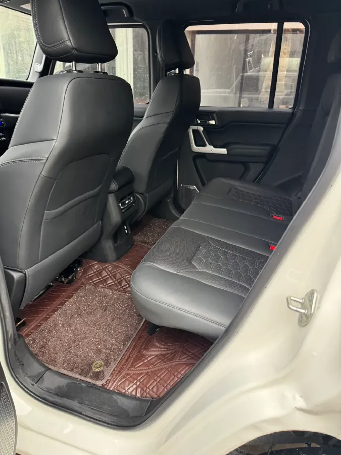 2024 212 212 T01 2.0T 252HP L4 8AT,autocango,china used car exporter,china ev exporter,chinese used car exporter,chinese used ev exporter