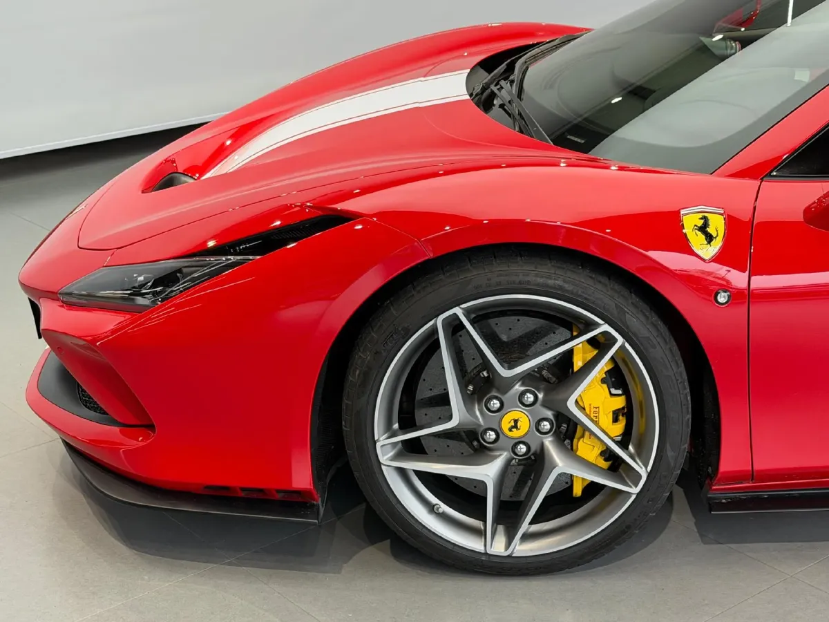2020 Ferrari F8 3.9T 720HP V8 7DCT,autocango,china used car exporter,china ev exporter,chinese used car exporter,chinese used ev exporter