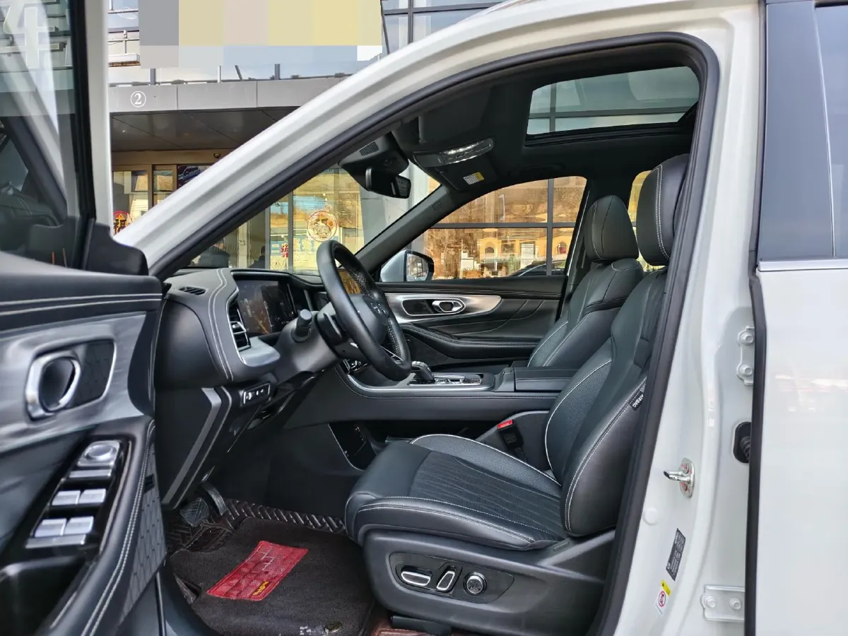 2024 GAC Trumpchi GS8 2.0T 252HP L4 8AT,autocango,china used car exporter,china ev exporter,chinese used car exporter,chinese used ev exporter