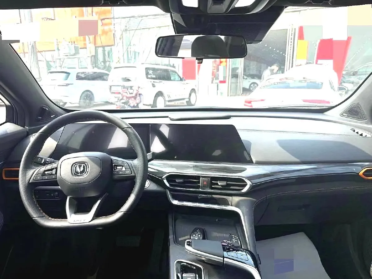 2022 ChangAn UNI-T 1.5T 188HP L4 7DCT,autocango,china used car exporter,china ev exporter,chinese used car exporter,chinese used ev exporter