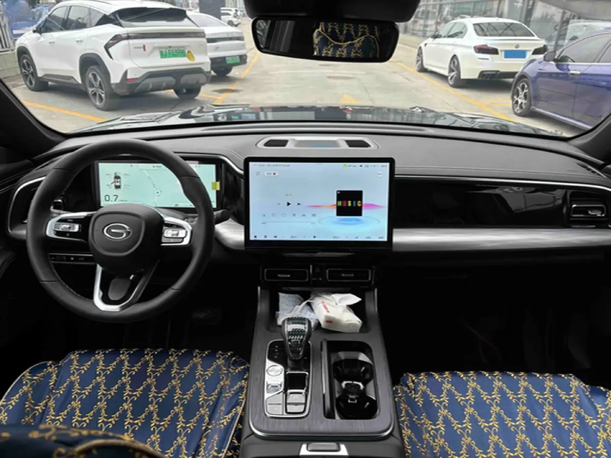 2025 GAC Trumpchi GS8 2.0T 252HP L4 8AT,autocango,china used car exporter,china ev exporter,chinese used car exporter,chinese used ev exporter