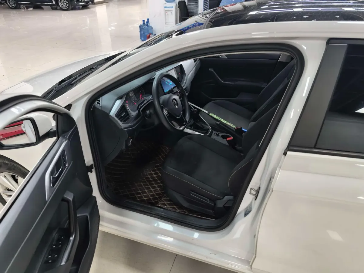 2019 Volkswagen Polo 1.5L 113HP L4 6AT,autocango,china used car exporter,china ev exporter,chinese used car exporter,chinese used ev exporter
