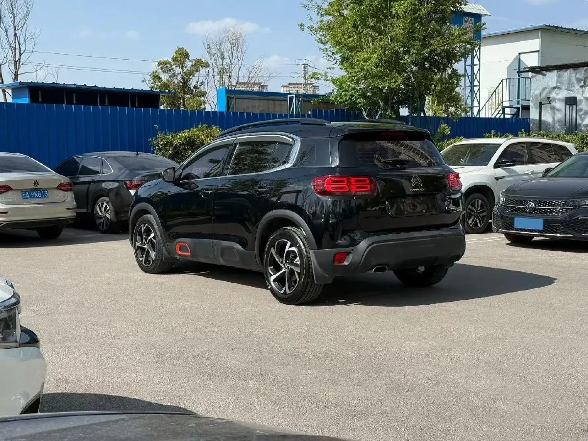 2017 Citroen C5 Aircross 1.6T 167HP L4 6AT,autocango,china used car exporter,china ev exporter,chinese used car exporter,chinese used ev exporter