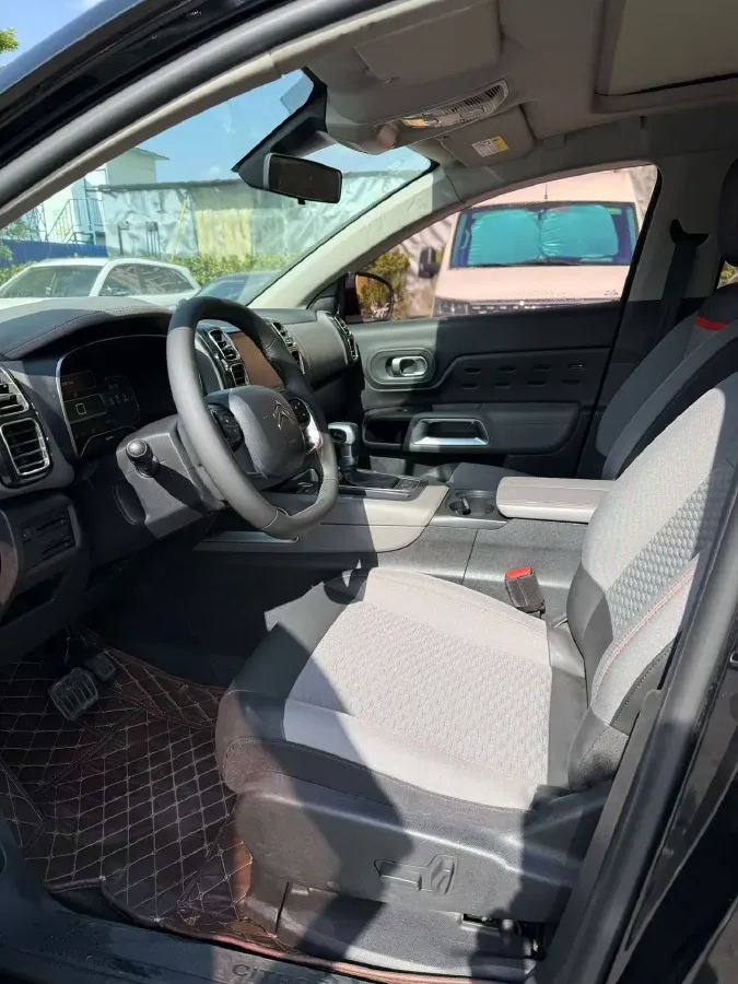 2017 Citroen C5 Aircross 1.6T 167HP L4 6AT,autocango,china used car exporter,china ev exporter,chinese used car exporter,chinese used ev exporter