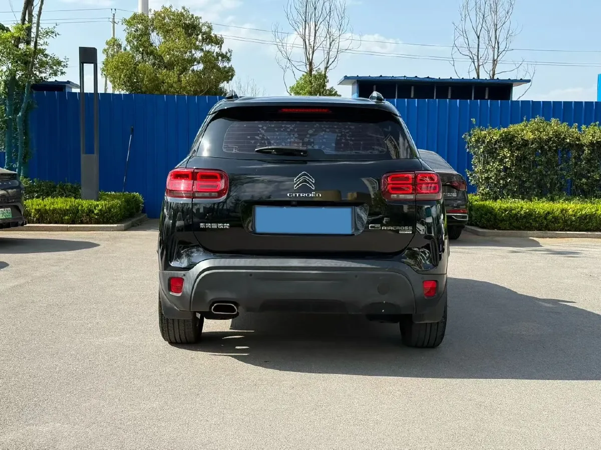 2017 Citroen C5 Aircross 1.6T 167HP L4 6AT,autocango,china used car exporter,china ev exporter,chinese used car exporter,chinese used ev exporter