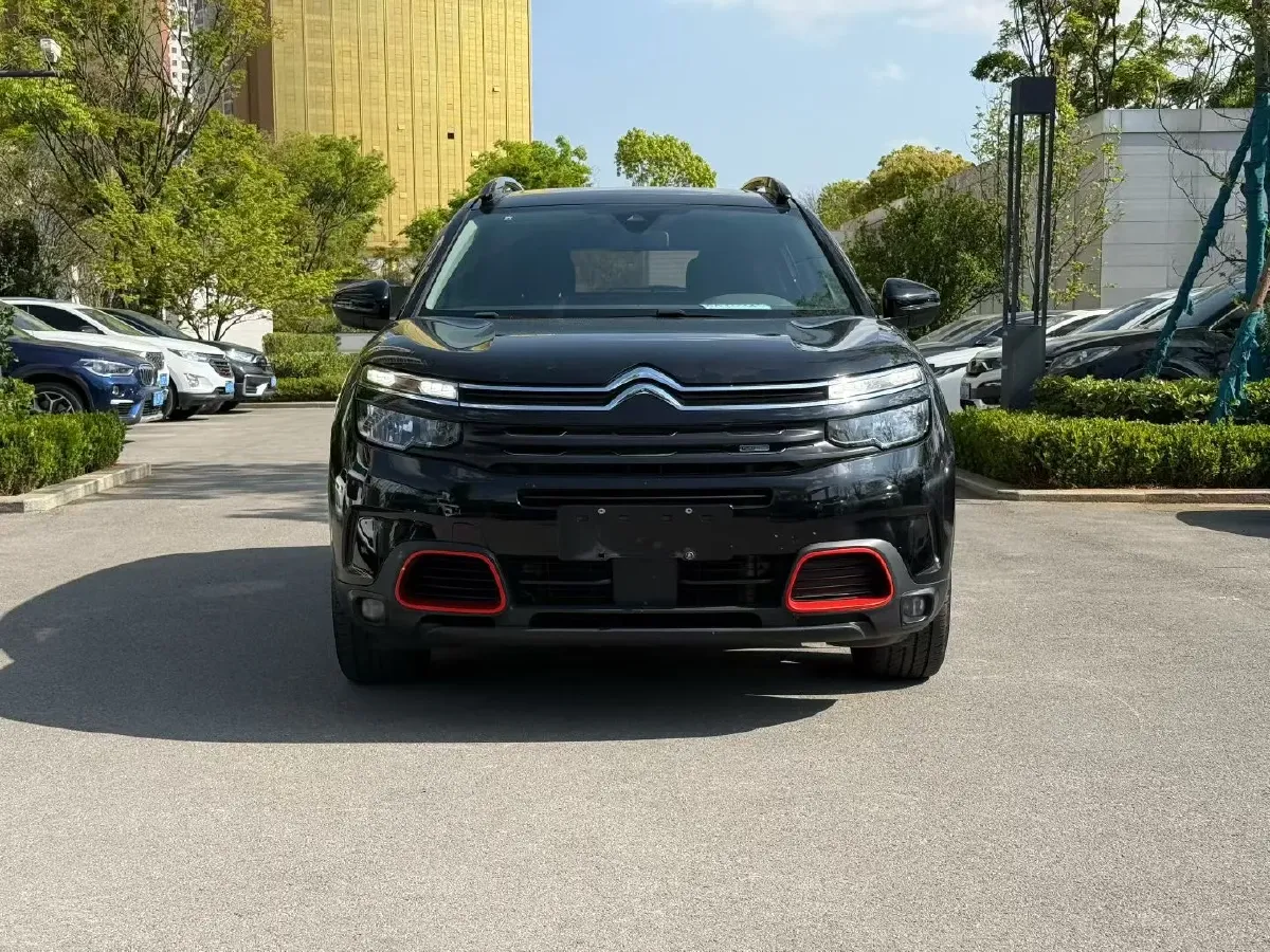 2017 Citroen C5 Aircross 1.6T 167HP L4 6AT,autocango,china used car exporter,china ev exporter,chinese used car exporter,chinese used ev exporter