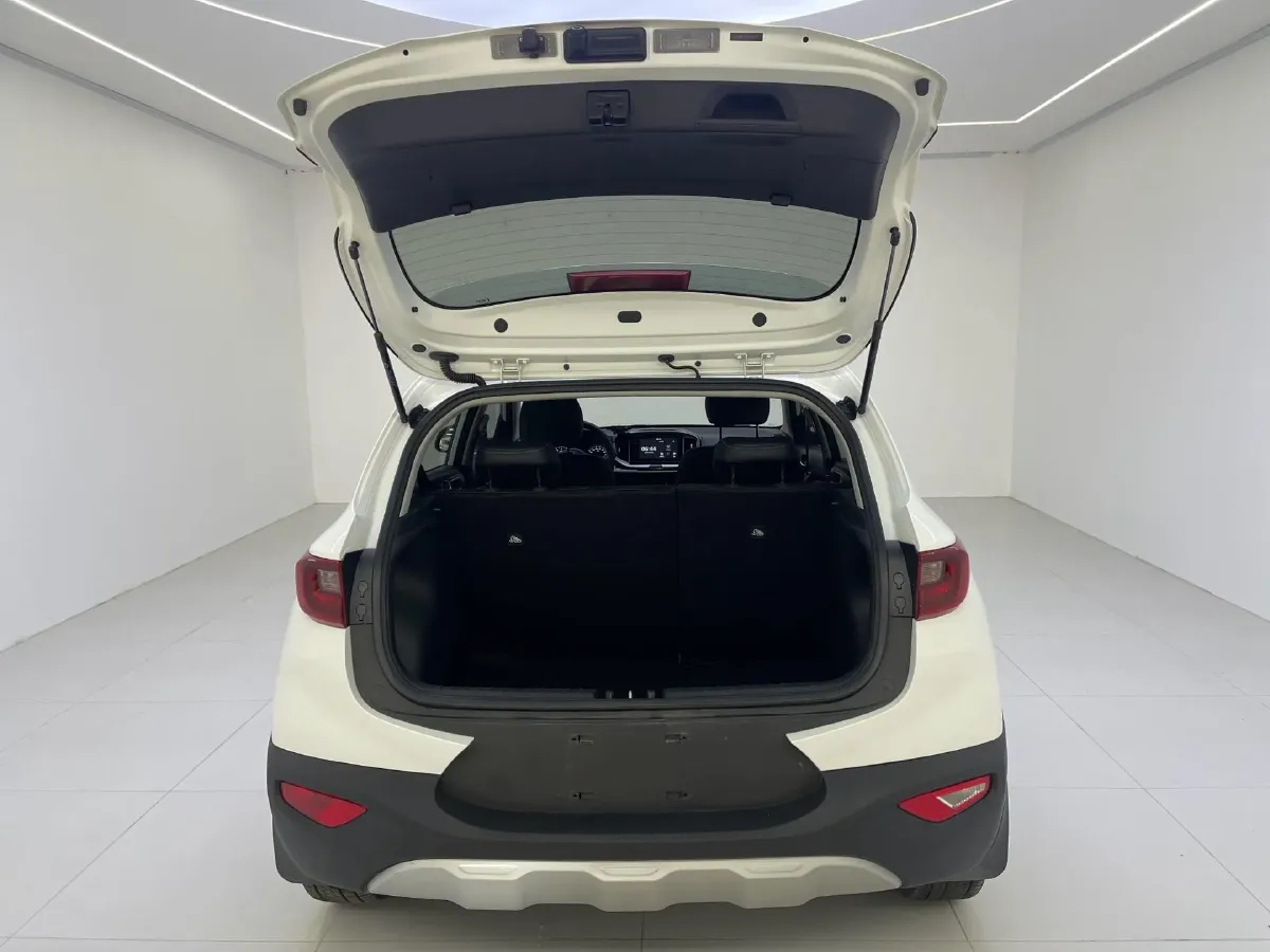 2021 Kia KX1 1.4L 100HP L4 6AT,autocango,china used car exporter,china ev exporter,chinese used car exporter,chinese used ev exporter