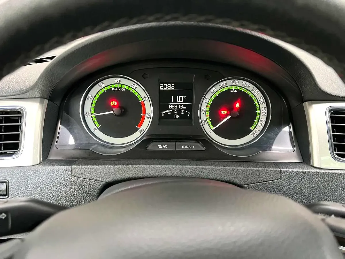 2019 SWM G01 1.5T 156HP L4 6MT,autocango,china used car exporter,china ev exporter,chinese used car exporter,chinese used ev exporter