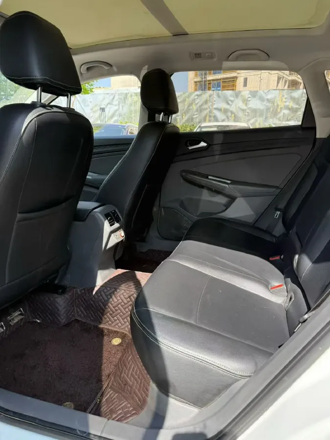 2021 Jetta VS7 1.4T 150HP L4 6AT,autocango,china used car exporter,china ev exporter,chinese used car exporter,chinese used ev exporter