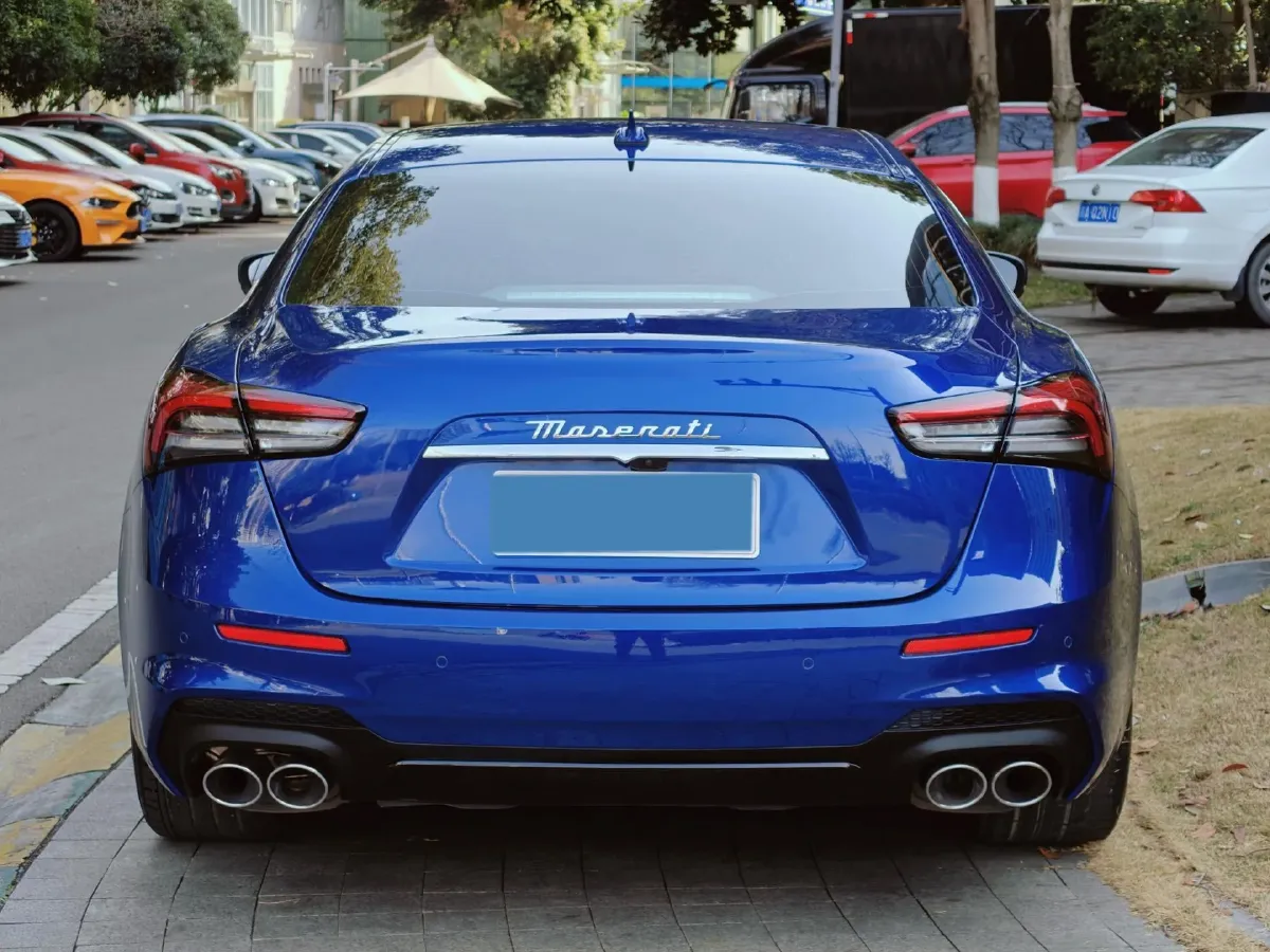 2022 Maserati Ghibli 3.0T 350HP V6 8AT,autocango,china used car exporter,china ev exporter,chinese used car exporter,chinese used ev exporter