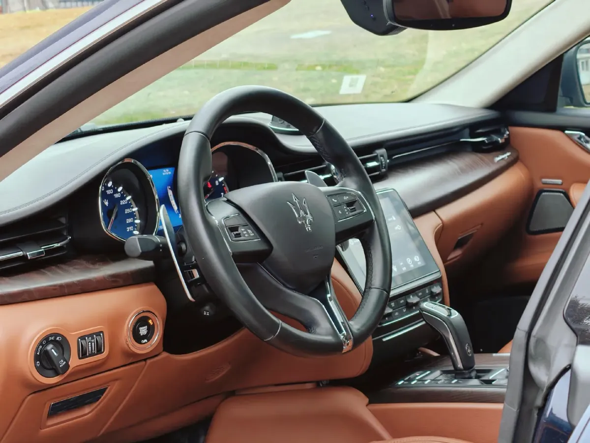 2019 Maserati Quattroporte 3.0T 350HP V6 8AT,autocango,china used car exporter,china ev exporter,chinese used car exporter,chinese used ev exporter