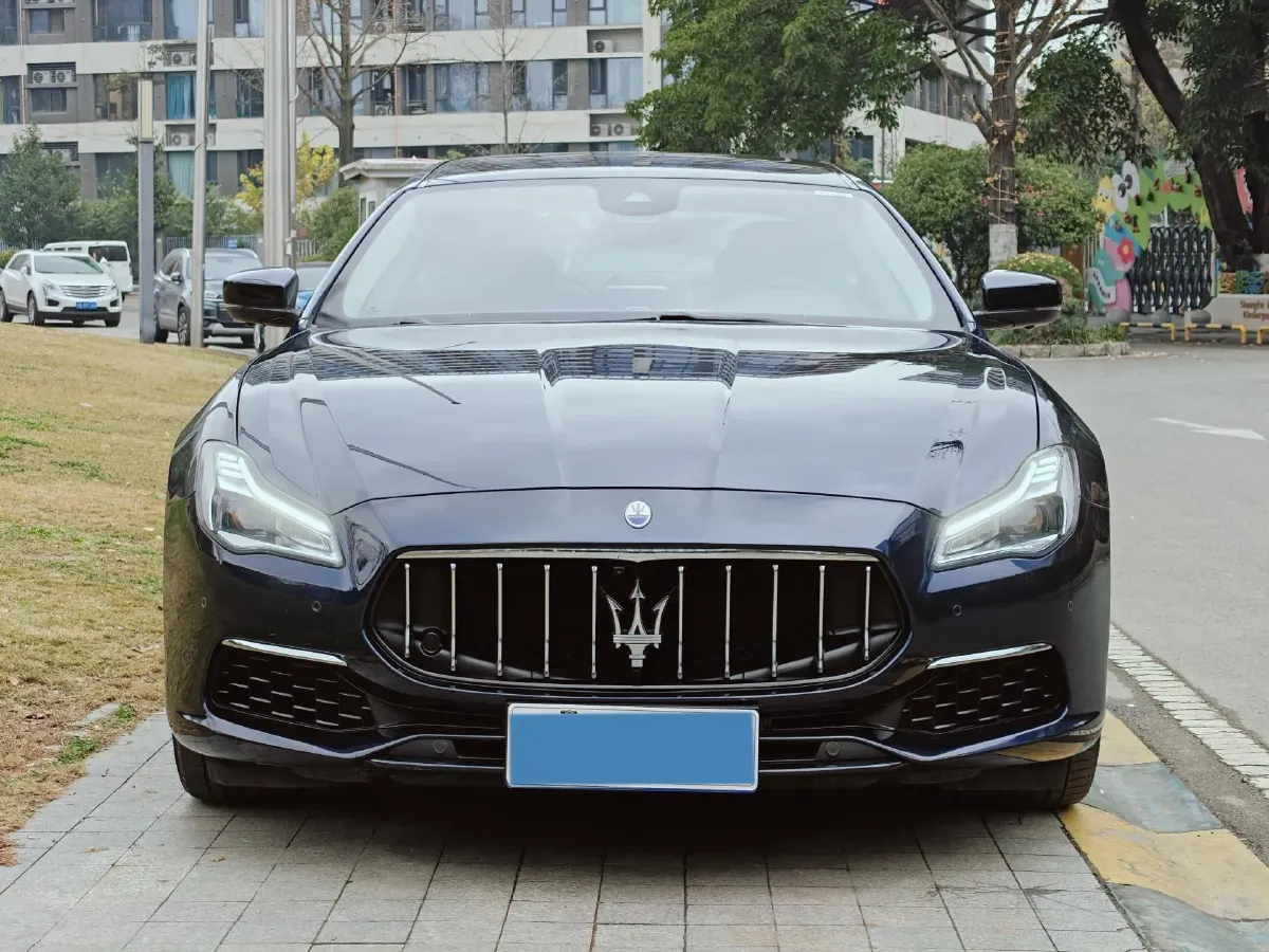 2019 Maserati Quattroporte 3.0T 350HP V6 8AT,autocango,china used car exporter,china ev exporter,chinese used car exporter,chinese used ev exporter