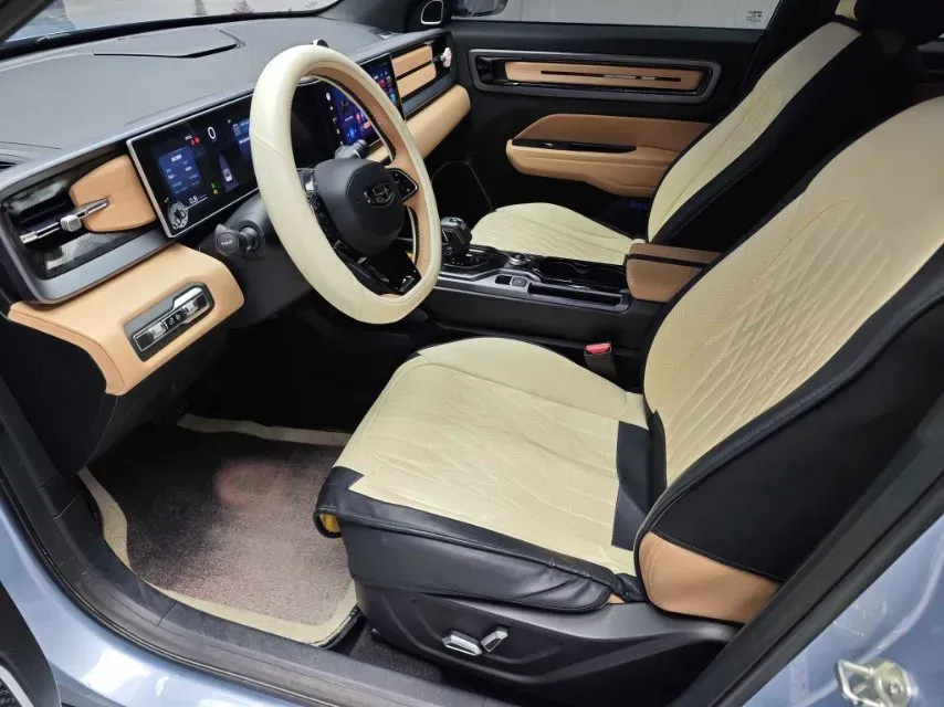 2023 Geely ICON 1.5T 181HP L4 7DCT,autocango,china used car exporter,china ev exporter,chinese used car exporter,chinese used ev exporter