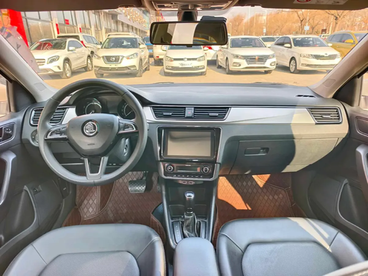 2019 Skoda Rapid Spaceback 1.5L 110HP L4 6AT,autocango,china used car exporter,china ev exporter,chinese used car exporter,chinese used ev exporter