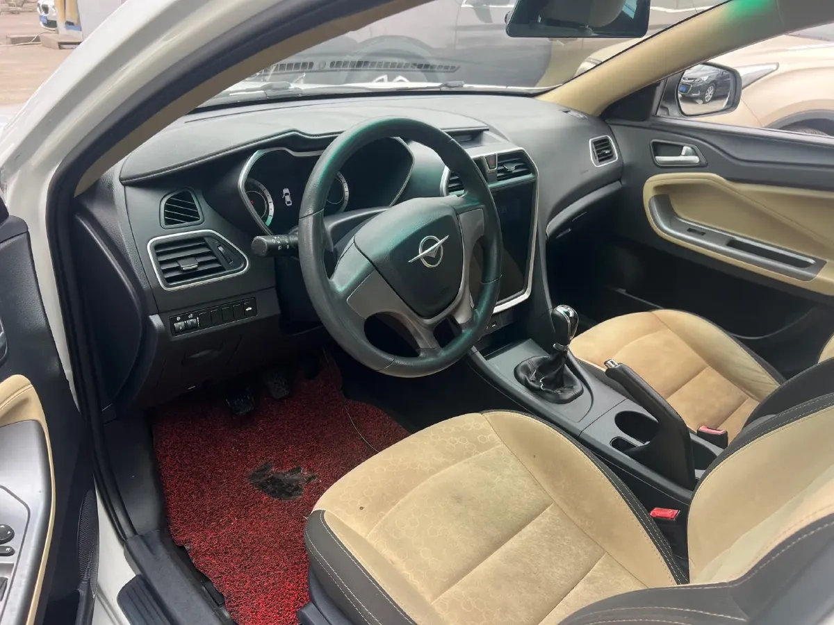 2017 HaiMa Family 1.6L 125HP L4 6MT,autocango,china used car exporter,china ev exporter,chinese used car exporter,chinese used ev exporter