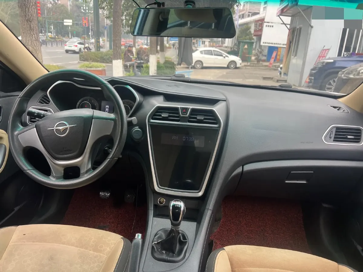 2017 HaiMa Family 1.6L 125HP L4 6MT,autocango,china used car exporter,china ev exporter,chinese used car exporter,chinese used ev exporter