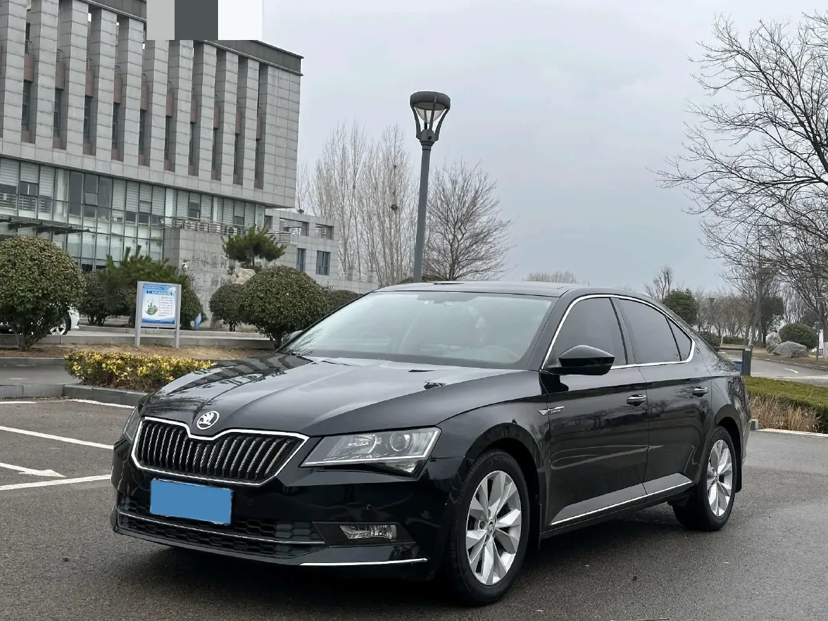 2018 Nissan Terra 2.5L 184HP L4 7AT,autocango,china used car exporter,china ev exporter,chinese used car exporter,chinese used ev exporter