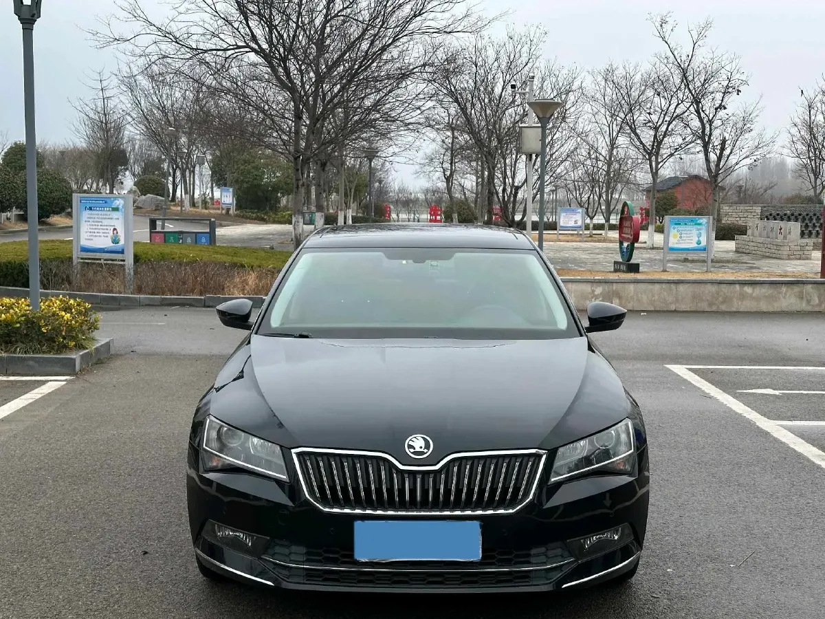 2018 Nissan Terra 2.5L 184HP L4 7AT,autocango,china used car exporter,china ev exporter,chinese used car exporter,chinese used ev exporter