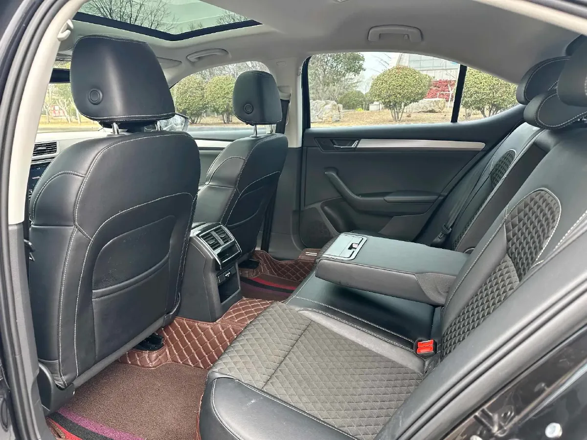 2018 Nissan Terra 2.5L 184HP L4 7AT,autocango,china used car exporter,china ev exporter,chinese used car exporter,chinese used ev exporter