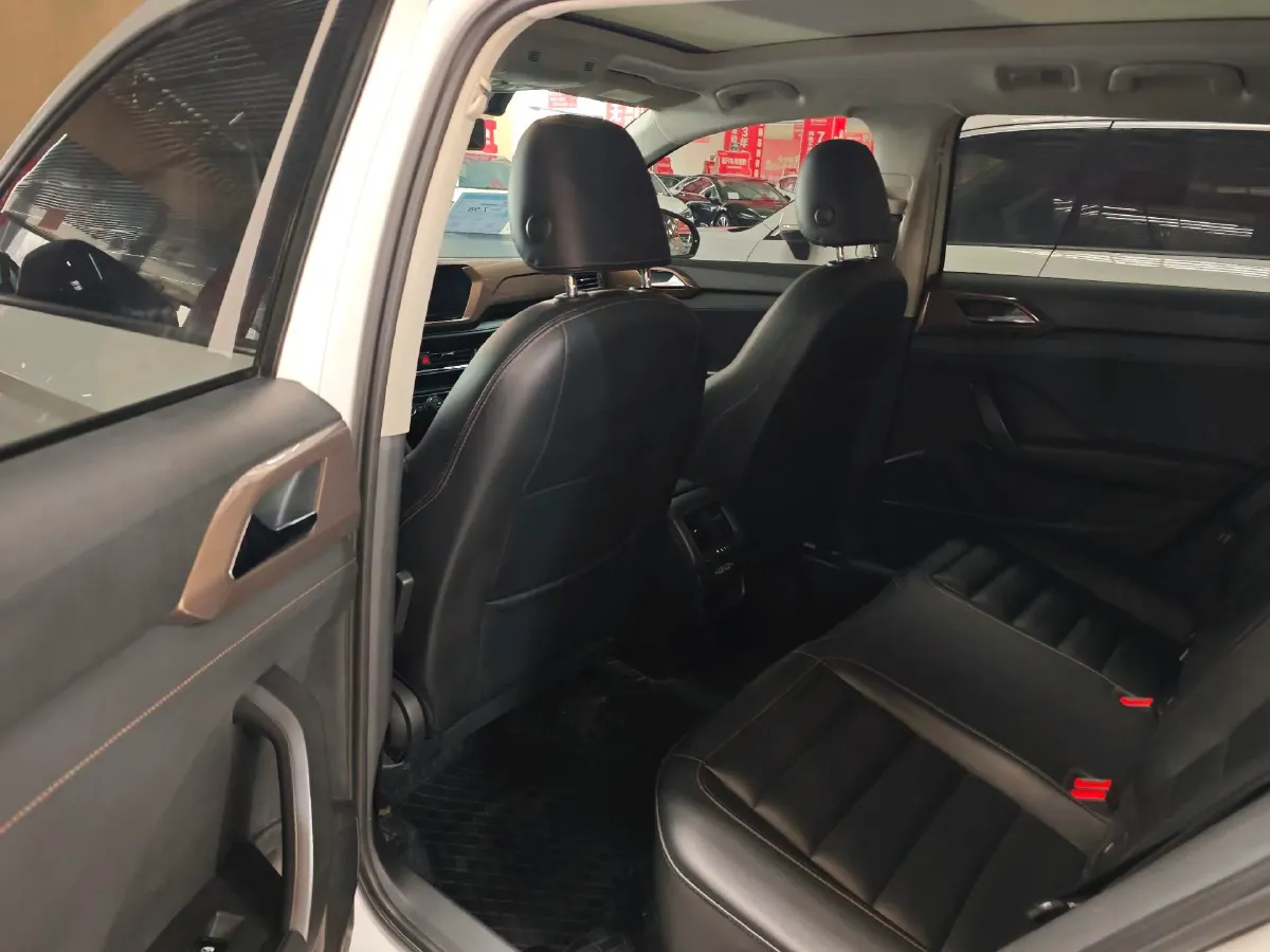 2021 Volkswagen Tharu 1.4T 150HP L4 7DCT,autocango,china used car exporter,china ev exporter,chinese used car exporter,chinese used ev exporter