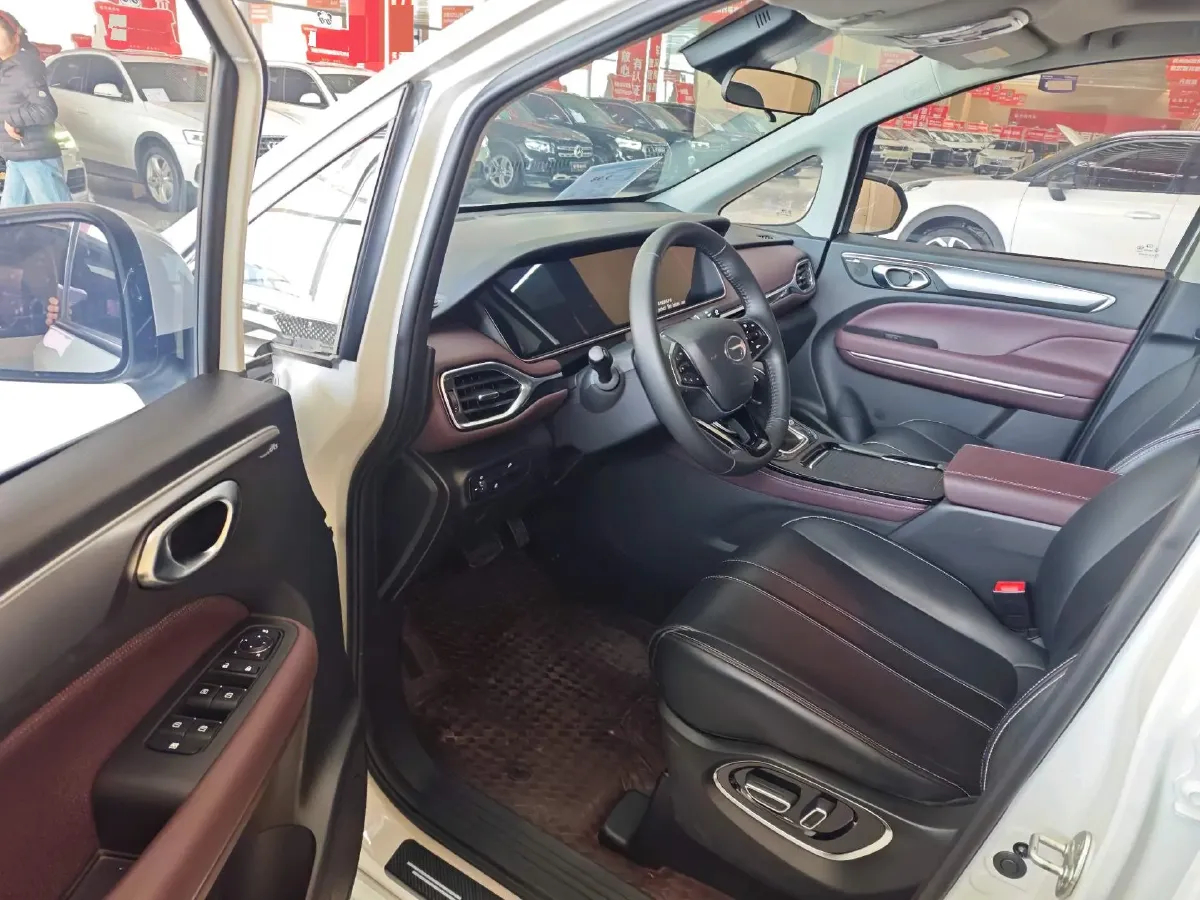 2023 GAC Trumpchi M6 1.5T 177HP L4 7DCT,autocango,china used car exporter,china ev exporter,chinese used car exporter,chinese used ev exporter