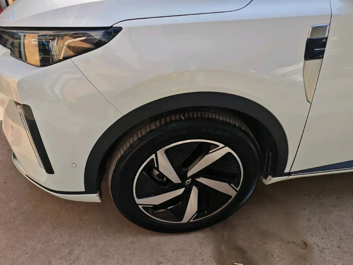 2023 ChangAn QiYuan Q05 Classic 1.5L 110HP L4 E-CVT PHEV 18.99KWH,autocango,china used car exporter,china ev exporter,chinese used car exporter,chinese used ev exporter