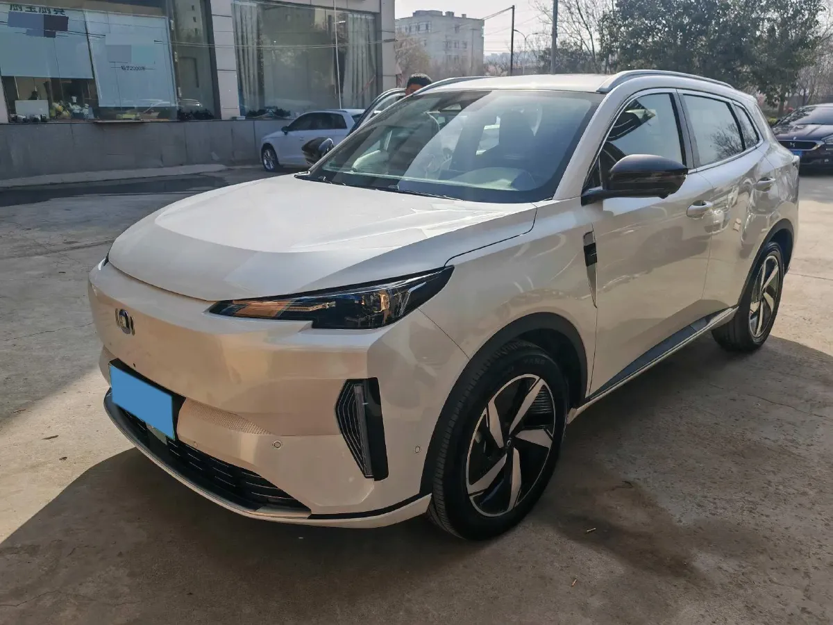 2023 ChangAn QiYuan Q05 Classic 1.5L 110HP L4 E-CVT PHEV 18.99KWH,autocango,china used car exporter,china ev exporter,chinese used car exporter,chinese used ev exporter