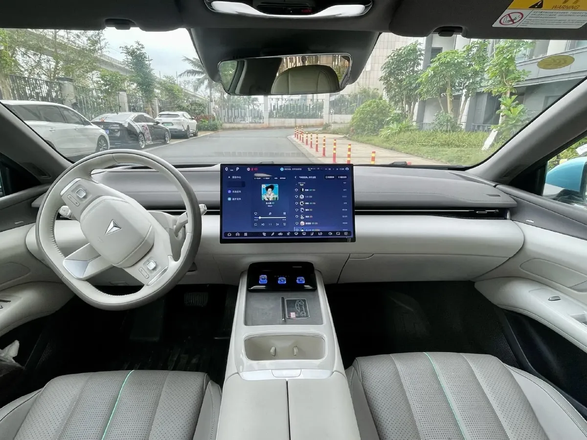 2024 Deepal L07 1.5L 98HP L4 REEV 28.39KWH,autocango,china used car exporter,china ev exporter,chinese used car exporter,chinese used ev exporter