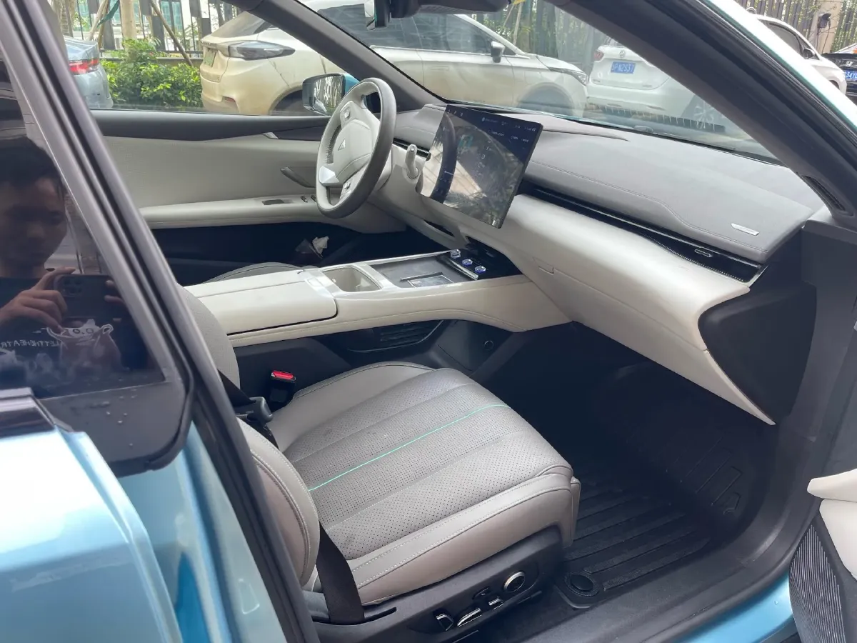 2024 Deepal L07 1.5L 98HP L4 REEV 28.39KWH,autocango,china used car exporter,china ev exporter,chinese used car exporter,chinese used ev exporter