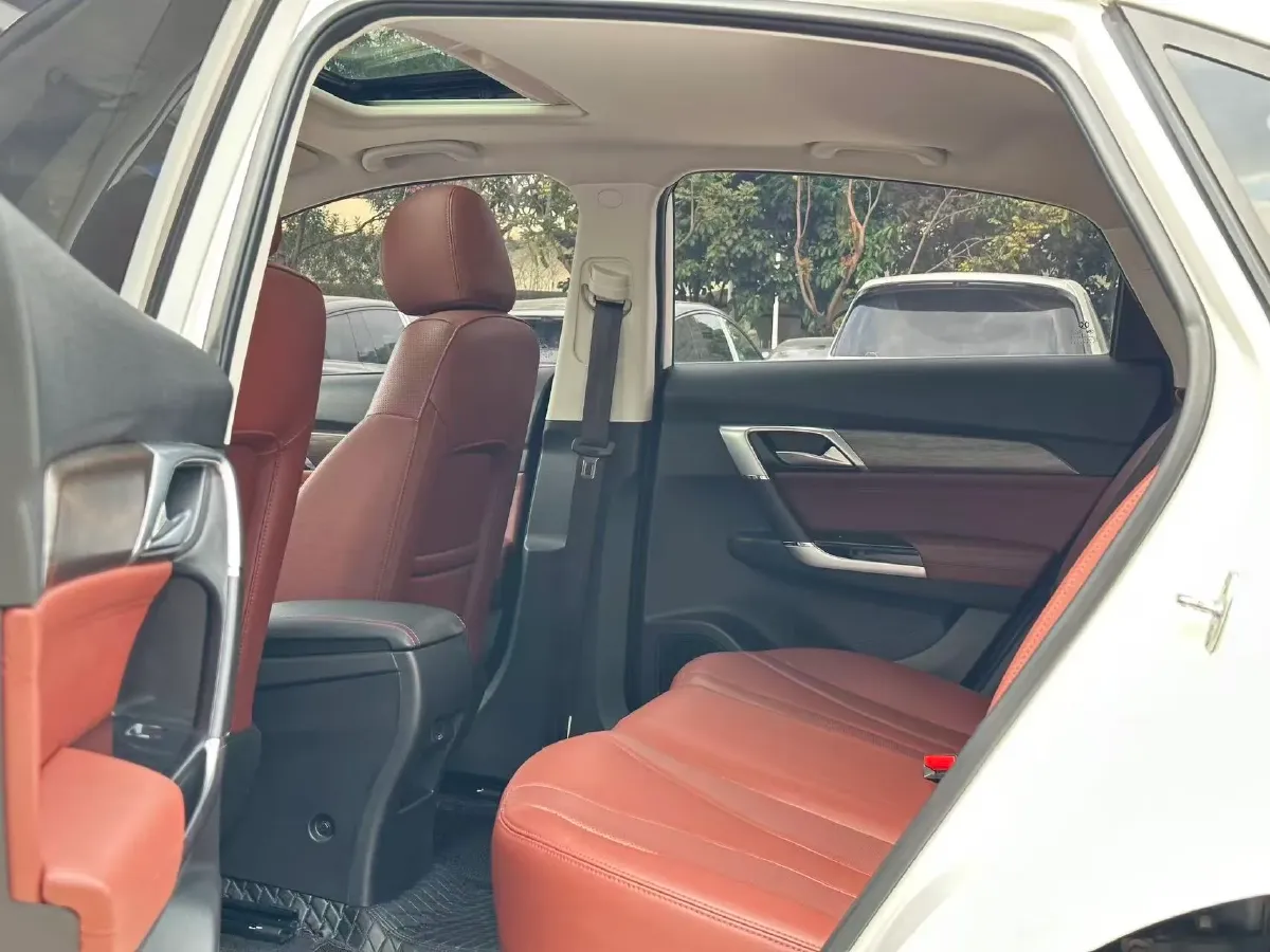 2019 BeiJing Auto EU5 BEV 50.8KWH,autocango,china used car exporter,china ev exporter,chinese used car exporter,chinese used ev exporter