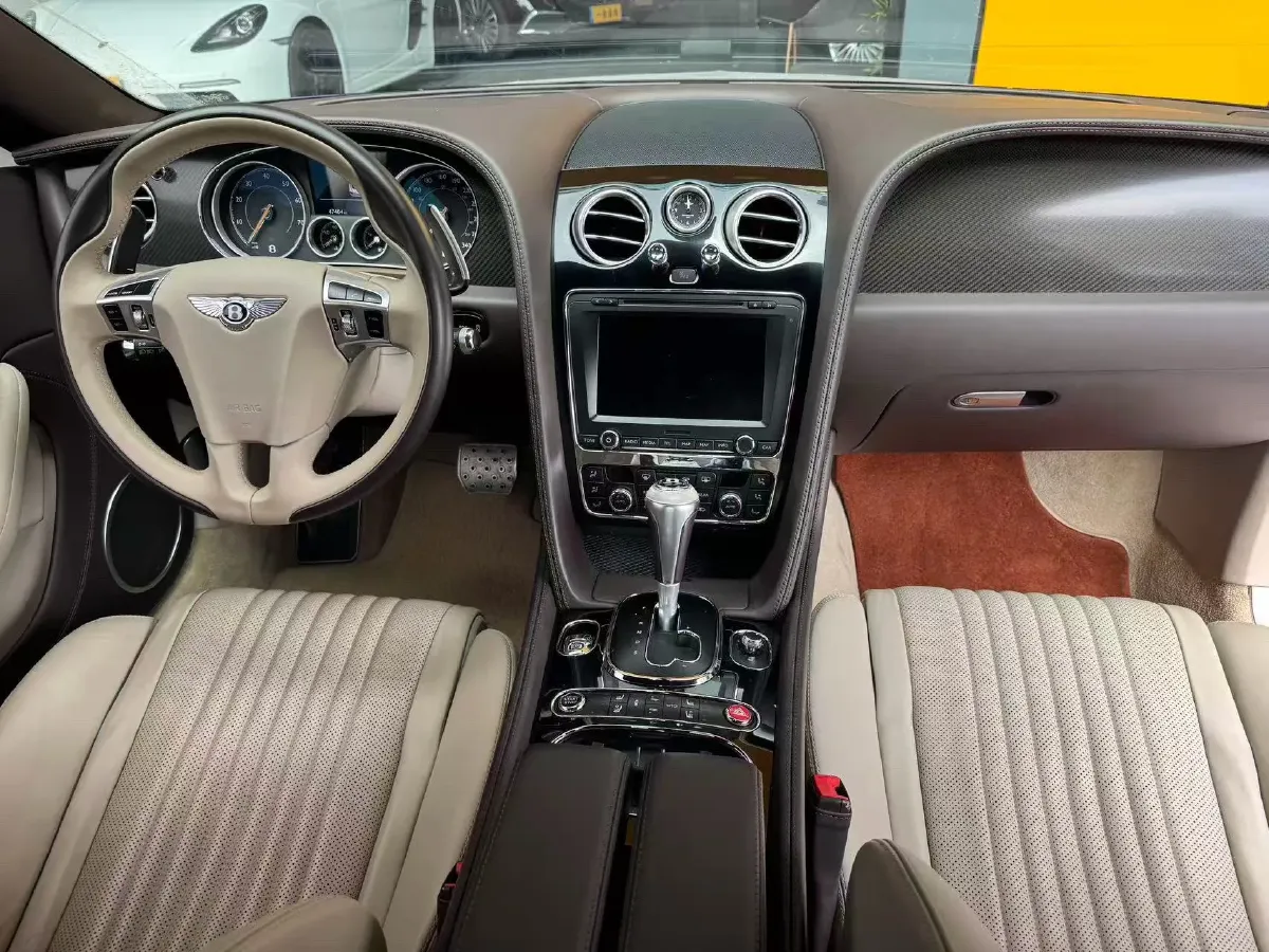 2017 Bentley Continental 4.0T 528HP V8 8AT,autocango,china used car exporter,china ev exporter,chinese used car exporter,chinese used ev exporter