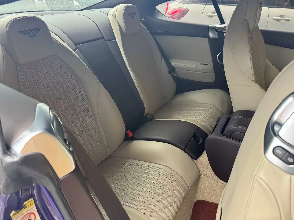 2017 Bentley Continental 4.0T 528HP V8 8AT,autocango,china used car exporter,china ev exporter,chinese used car exporter,chinese used ev exporter