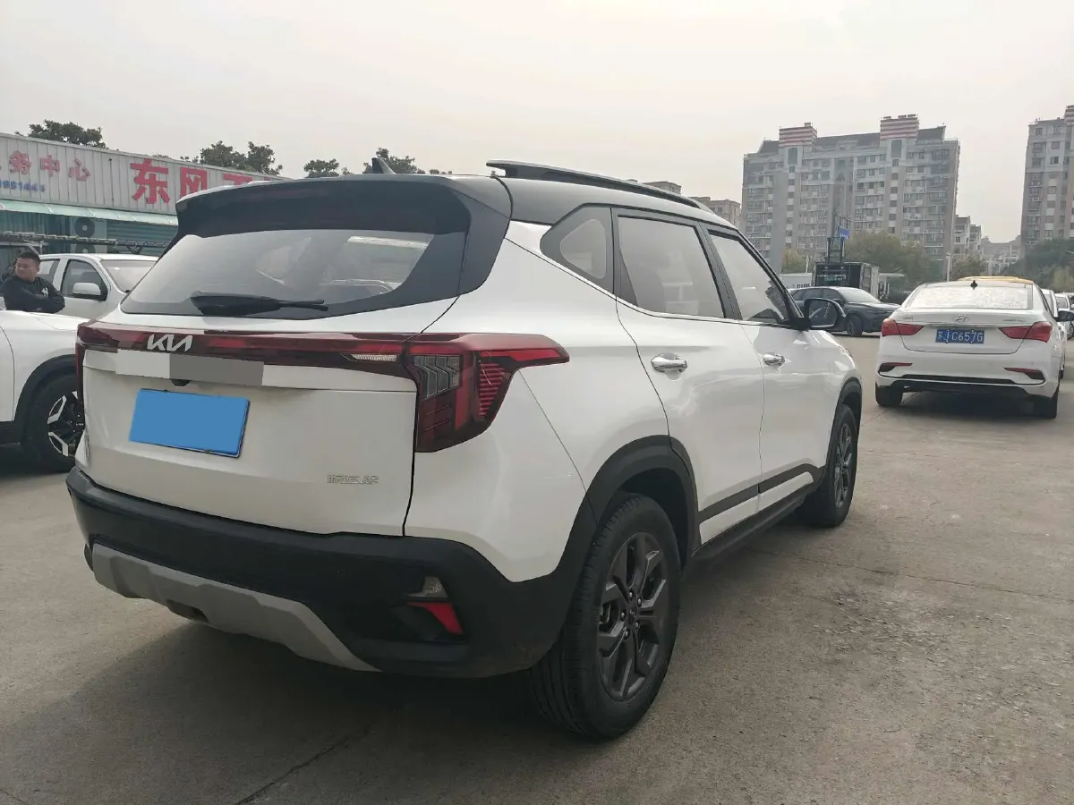 2023 Kia Seltos 1.5L 115HP L4 CVT,autocango,china used car exporter,china ev exporter,chinese used car exporter,chinese used ev exporter
