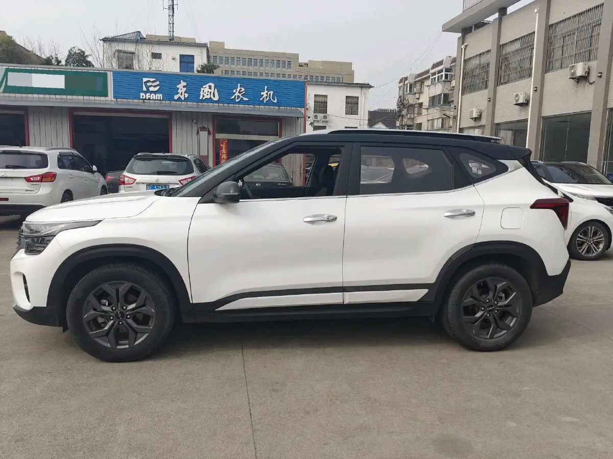 2023 Kia Seltos 1.5L 115HP L4 CVT,autocango,china used car exporter,china ev exporter,chinese used car exporter,chinese used ev exporter