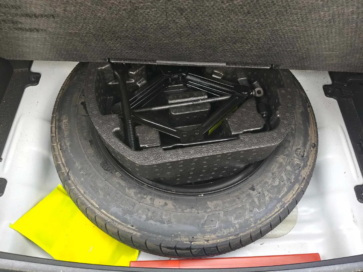 2023 Kia Seltos 1.5L 115HP L4 CVT,autocango,china used car exporter,china ev exporter,chinese used car exporter,chinese used ev exporter