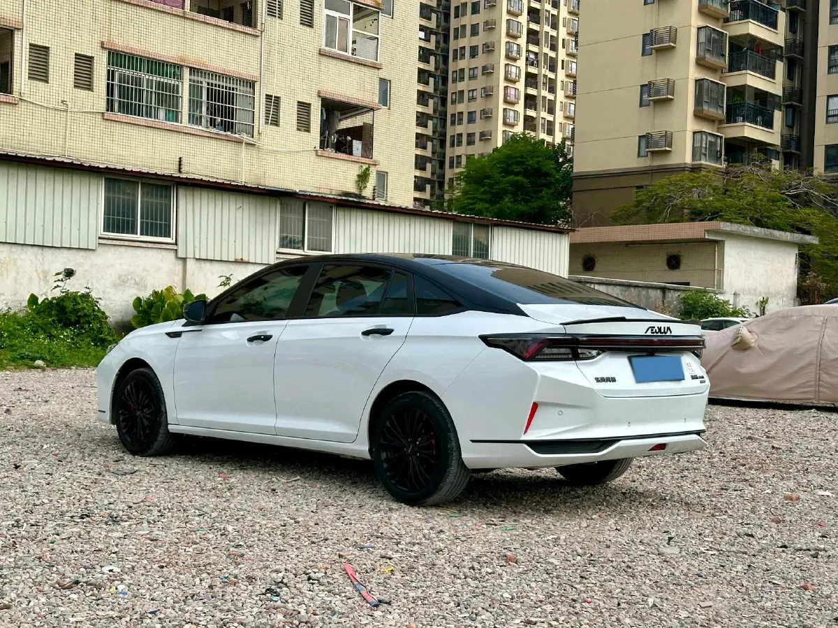 2021 DongFeng Aeolus YiXuan MAX 1.5T 190HP L4 7DCT,autocango,china used car exporter,china ev exporter,chinese used car exporter,chinese used ev exporter